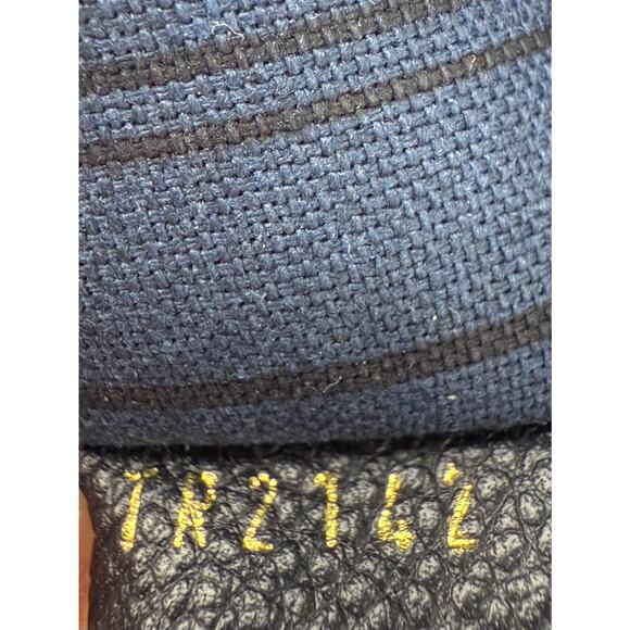 💎✨Authentic Louis Vuitton Monogram Empreinte Lumineuse PM Tote Bag - Picture 5 of 6